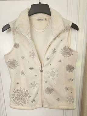 Winter White Snowflake Sherpa Vest, Croft&Barrow